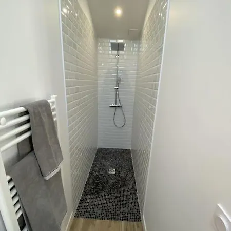 Holiday home Sweat Little Close To Sword *