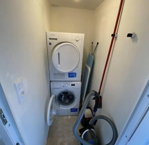 Sweat Little Close To Sword Holiday home