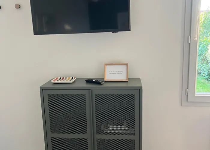 Sweat Little Close To Sword